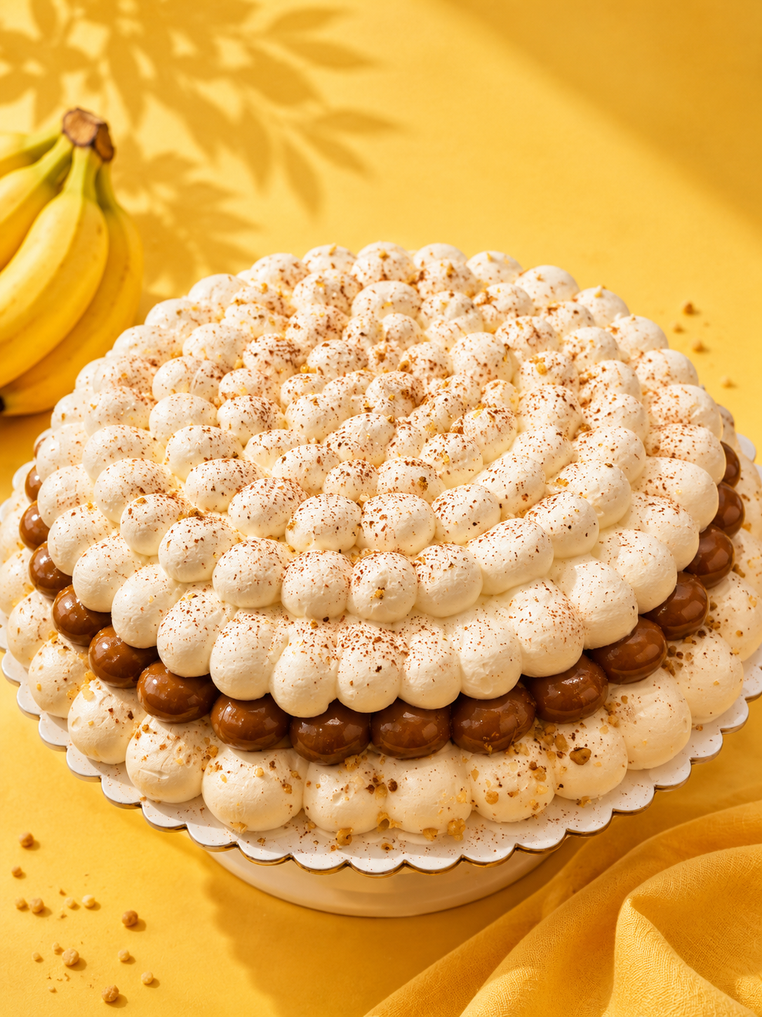 Banana pavlova